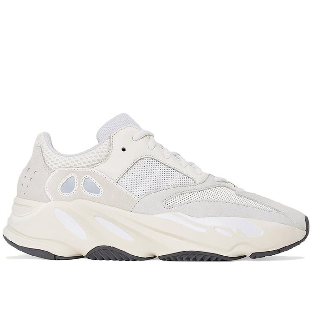 Yeezy Boost 700 Analog 2022