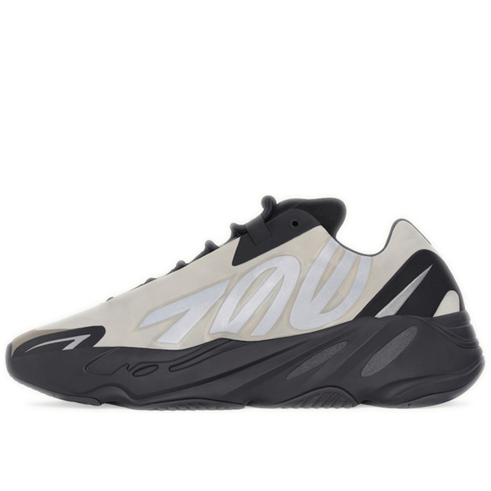 Yeezy Boost 700 Mnvn Bone