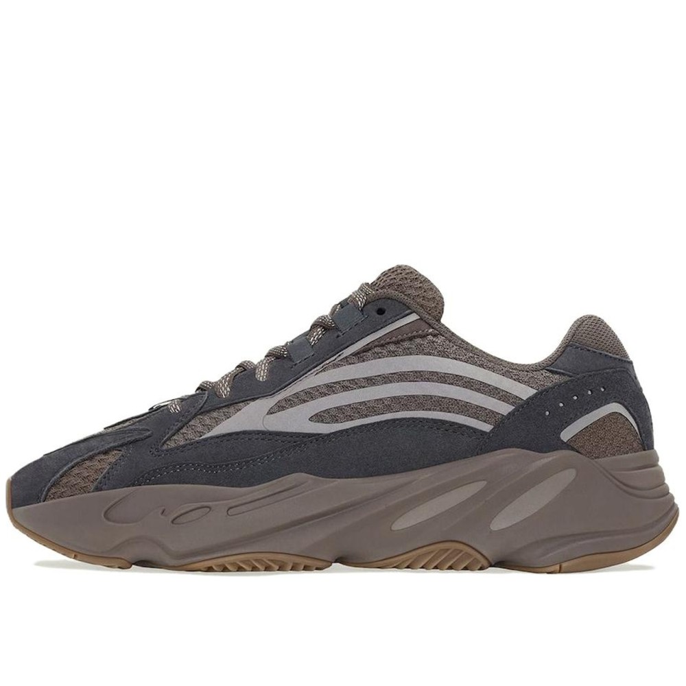 Yeezy Boost 700 V2 Mauve